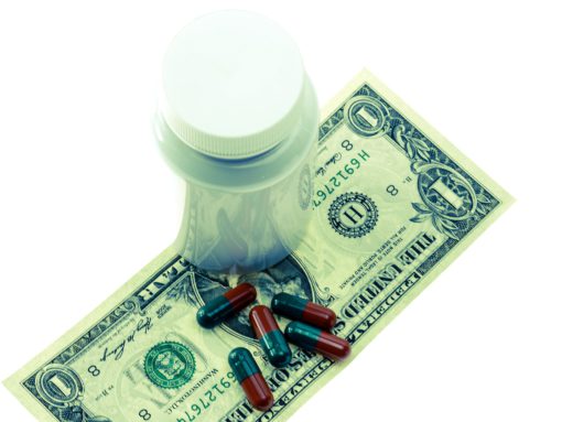 Nell'ultimo numero di BMJ sono stati pubblicati una serie di articoli che esaminano il problema del prezzo dei farmaci innovativi da diversi punti di vista